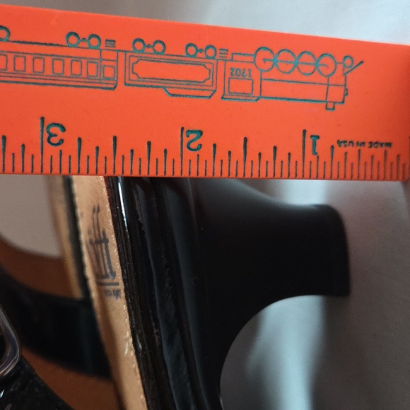 Sofft Patent Leather Slingback Heels With Bow Accent Size 7.5 EUC - Picture 8 of 8